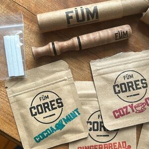 FÜM Essential Oil Tool - Holiday Edition